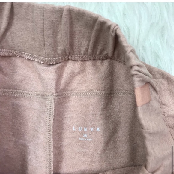 Lunya Dreamy alpaca fleece relaxed pant - Picture 7 of 10